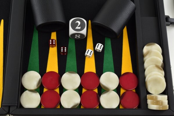 Black/ Green - Yellow FTH Tournament Size Backgammon Board. 45mm Red & White Checkers - Image 6