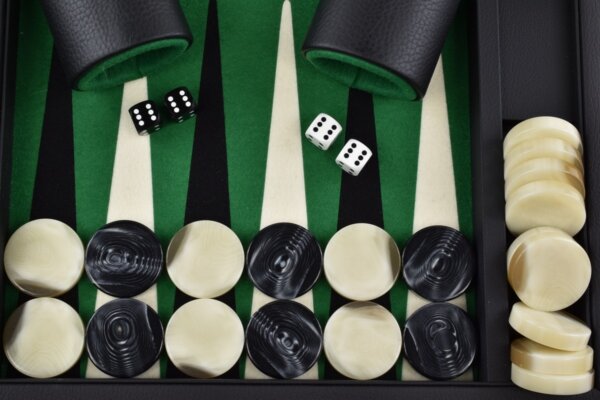 Green- Black/White FTH Tournament Backgammon Set - Image 3
