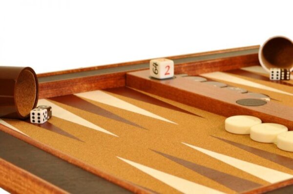 Classic Brown Champion Tabletop - Image 5