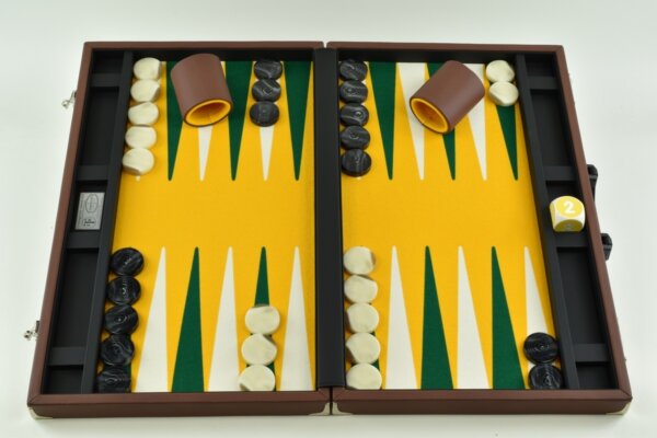Butterscotch - Green/White FTH Backgammon Set