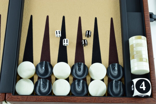 "Mocha Alligator" - Special Edition Sand-Brown-Black FTH Tournament Size Backgammon Board. 45mm Checkers - Image 3