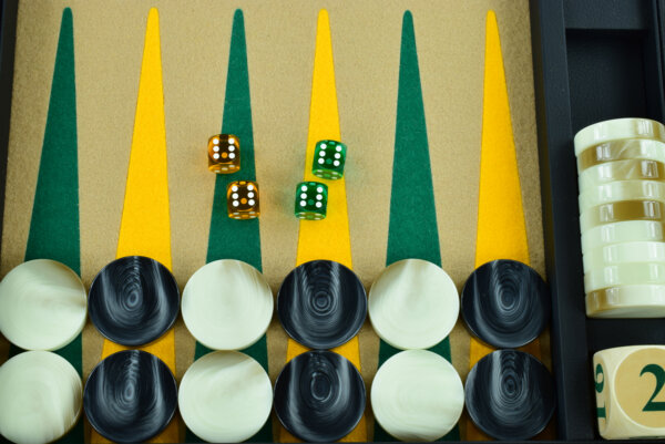 Sand/Green/Gold FTH Tournament Size Backgammon Board. 45mm Checkers - Image 3
