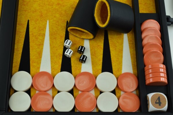 Titan Series Flecked Saffron, Black - White Backgammon Set. 50mm (2") Orange and White Checkers - Image 3