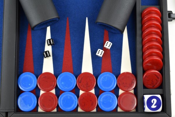 Titan Series Pacific Blue - Red/White Backgammon Set. 50mm (2 inch) Red & Blue Checkers - Image 3
